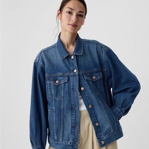 SOLD OUT Amazing Gap X DOEN Oversize Icon Denim Jacket: S